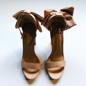 NWOT Pink/Nude Heels, size 8.5